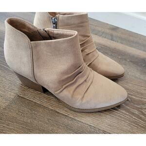 Life Stride Women's Cream Booties Reba‎ Wide Width Boots size 8 #5